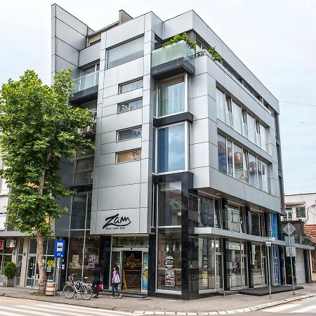 Zam Residence 발제보 외부 사진